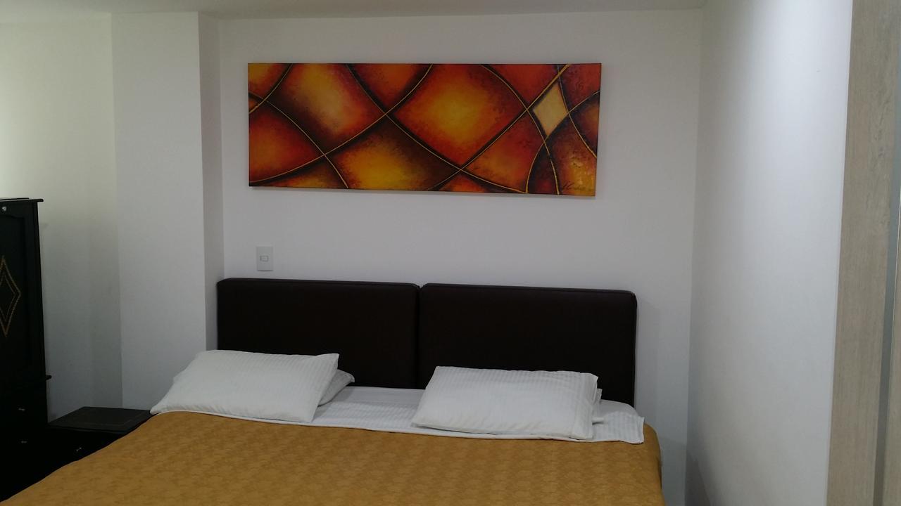 A Bogota On Holidays By Open - Hotel Eksteriør bilde