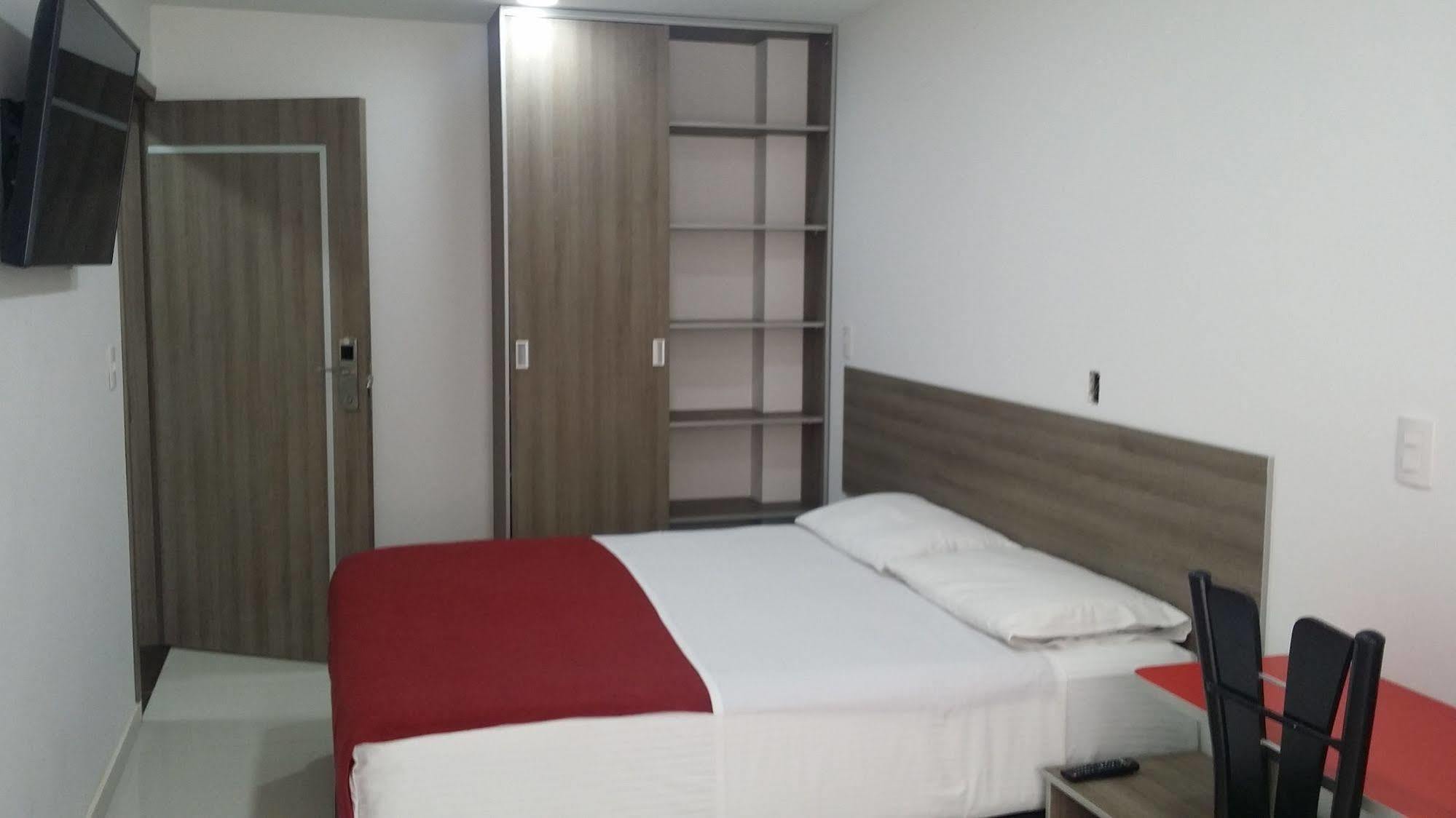 A Bogota On Holidays By Open - Hotel Cas-Embajada Americana Eksteriør bilde