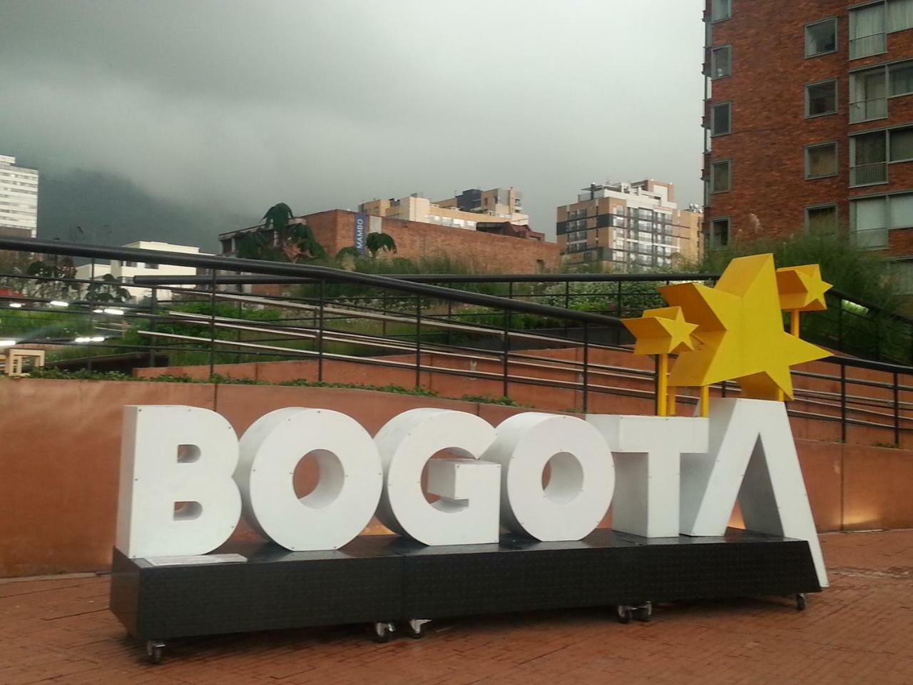 A Bogota On Holidays By Open - Hotel Cas-Embajada Americana Eksteriør bilde